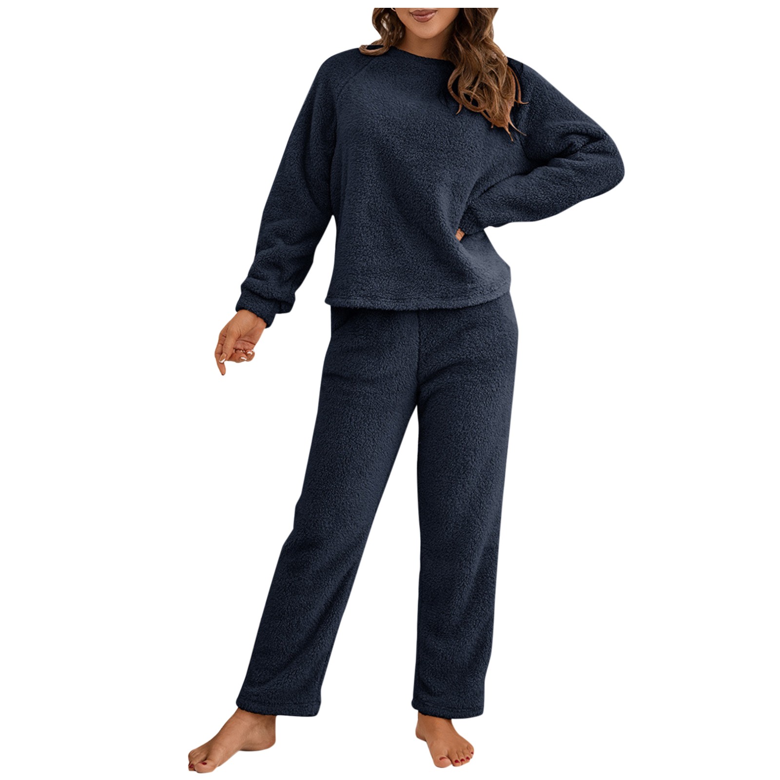 thumbnail image 1 of Conjunto de 2 piezas de jersey de felpa para mujer: top de manga larga de color liso y pantalones. Traje informal y cálido para el invierno (tallas asiáticas)., 1 of 8